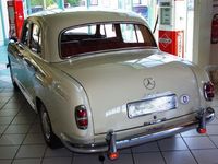 gebraucht Mercedes 220 S komplett restauriert D-Auto