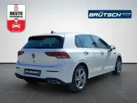 Gebraucht VW Golf VIII R-line 131 PS (96 kW) 2020 Oryxwhite perlmutteffekt Limousine