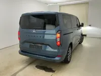 Gebraucht Ford Tourneo Custom Titanium 233 PS (171 kW) 2025 Chromablau Van