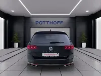 Gebraucht VW Passat Elegance 272 PS (200 kW) 2020 Deep black perleffekt Kombi