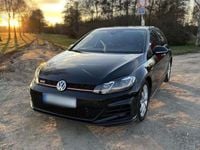 Second-hand VW Golf VII GTI 230 CP (169 kW) 2017 Negru Hatchback