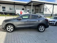Gebraucht Nissan Qashqai Acenta 116 PS (85 kW) 2017 Grau SUV