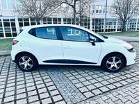 Gebraucht Renault Clio IV 73 PS (53 kW) 2015 Weiß Kleinwagen