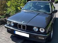 Gebraucht BMW 320 Cabriolet 129 PS (94 kW) 1988 Schwarz Cabrio