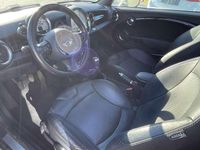 Usata Mini Cooper D 111 CV (81 kW) 2011 Nero Utilitaria