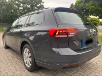 Gebraucht VW Passat 150 PS (110 kW) 2020 Grau Kombi