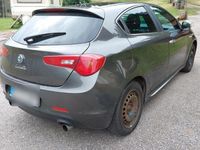 gebraucht Alfa Romeo Giulietta Liebhaber-Auto, TÜV 1/26, gepflegt. Ab 04/24