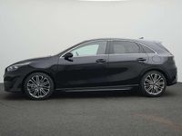 Gebraucht Kia Ceed 140 PS (102 kW) 2026 Zilinaschwarz metall Kleinwagen
