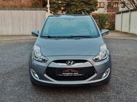 Gebraucht Hyundai ix20 Classic 90 PS (66 kW) 2012 Grau Kleinwagen