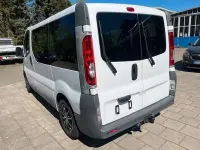 Usata Opel Vivaro 145 CV (106 kW) 2011 Bianco Monovolume