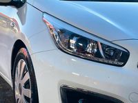 Gebraucht Kia Ceed 2018 Weiß Kleinwagen