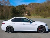 Second-hand Alfa Romeo Giulia Veloce 280 CP (205 kW) 2021 Alb Berlinǎ