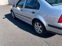 Gebraucht VW Bora 105 PS (77 kW) 1999 Grau Limousine