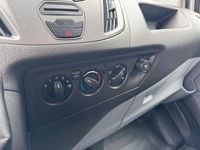 Gebraucht Ford Transit Custom 105 PS (77 kW) 2018 Weiß Van / Kleinbus