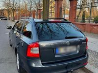 Gebraucht Skoda Octavia 122 PS (89 kW) 2009 Grau Kombi