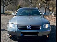 Second-hand VW Passat 122 CP (89 kW) 2005 Gri Break