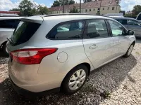 Gebraucht Ford Focus Trend 105 PS (77 kW) 2012 Silber Limousine
