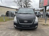 Gebraucht Hyundai H-1 Trend 136 PS (100 kW) 2016 Schwarz Van / Kleinbus