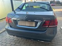 Gebraucht Mercedes E220 Avantgarde 170 PS (125 kW) 2016 Grau Kombi