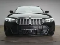 Gebraucht BMW 320 M Sport 184 PS (135 kW) 2023 Black sapphire Kombi