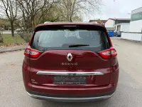 Gebraucht Renault Scenic E-Tech Intens 132 PS (97 kW) 2017 Rot Van / Kleinbus