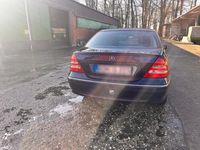 Gebraucht Mercedes C180 129 PS (94 kW) 2001 Violet Limousine