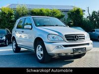 Gebraucht Mercedes ML270 163 PS (119 kW) 2004 Silber SUV