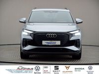 Gebraucht Audi e-tron 219 kW (299 PS) 2022 Florettsilber (metallic) SUV