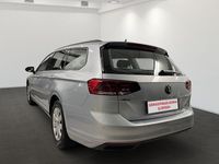 Gebraucht VW Passat 150 PS (110 kW) 2022 Silber Kombi