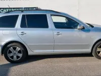 Gebraucht Skoda Octavia Elegance 105 PS (77 kW) 2011 Silber Kombi