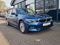 Gebraucht BMW 318 Advantage 150 PS (110 kW) 2020 Blau Limousine