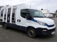 Gebraucht Iveco Daily 156 PS (114 kW) 2019 Weiß Van / Kleinbus