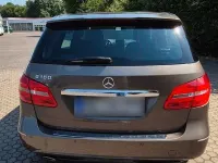 Gebraucht Mercedes B180 122 PS (89 kW) 2012 Grau Kleinwagen