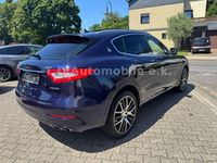 Gebraucht Maserati Levante 275 PS (202 kW) 2017 Blau SUV