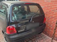 Używany Renault Twingo 60 KM (44 kW) 2002 Czarny Hatchback