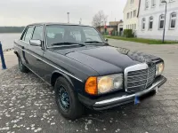 Gebraucht Mercedes 200 60 PS (44 kW) 1982 Blau Limousine