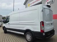Używany Ford Transit Trend 131 KM (96 kW) 2023 Biały Sedan/Limuzyna
