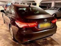 Gebraucht Toyota Camry 217 PS (159 kW) 2019 Schwarz Limousine