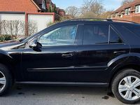 Gebraucht Mercedes ML280 190 PS (139 kW) 2007 Schwarz SUV