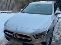 Gebraucht Mercedes A180 116 PS (85 kW) 2022 Silber Limousine