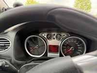 Second-hand Ford Focus 109 CP (80 kW) 2009 Gri Berlinǎ