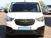 Gebraucht Opel Combo 102 PS (75 kW) 2022 Kaolinweiß Van / Kleinbus