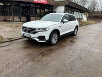 Gebraucht VW Touareg 231 PS (169 kW) 2019 Weiß SUV