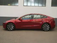 Gebraucht Tesla Model 3 Standard Range 208 kW (283 PS) 2024 Rot Limousine