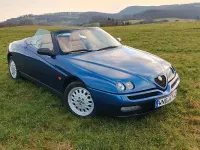 Second-hand Alfa Romeo Spider 150 CP (110 kW) 1998 Albastru Cabrio