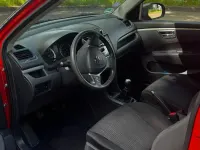 Gebraucht Suzuki Swift 94 PS (69 kW) 2012 Rot Kleinwagen