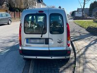 Gebraucht Renault Kangoo 90 PS (66 kW) 2005 Silber Van / Kleinbus