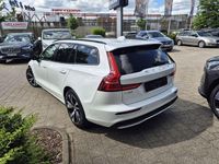 Używany Volvo V60 Plus 197 KM (144 kW) 2024 Biały Kombi