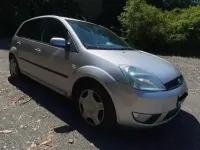 Gebraucht Ford Fiesta 80 PS (58 kW) 2005 Silber Kleinwagen