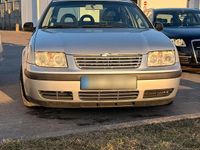 Gebraucht VW Bora 115 PS (84 kW) 2001 Silber Limousine